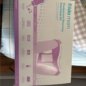 Frida Mom Postpartum Recovery Essentials Kit - Purple